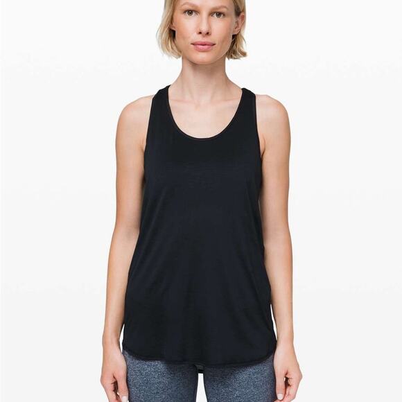 Lululemon Essential Tank Pleat Jersey Black Lightweight Flowy Racerback Size 10 - Picture 2 of 5